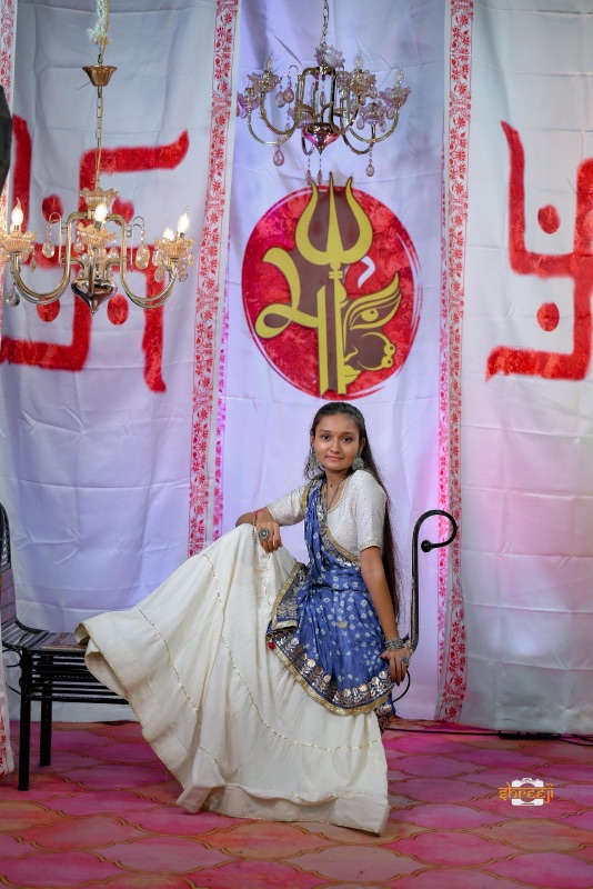 White choli with blue dupatta