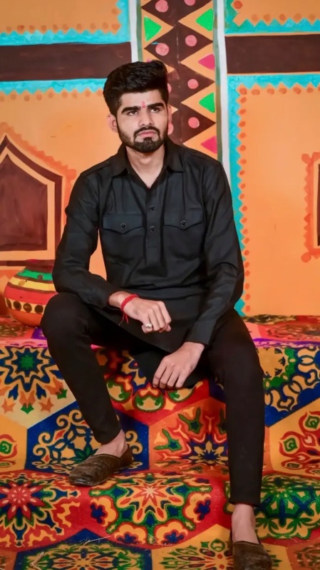 Black Pathani